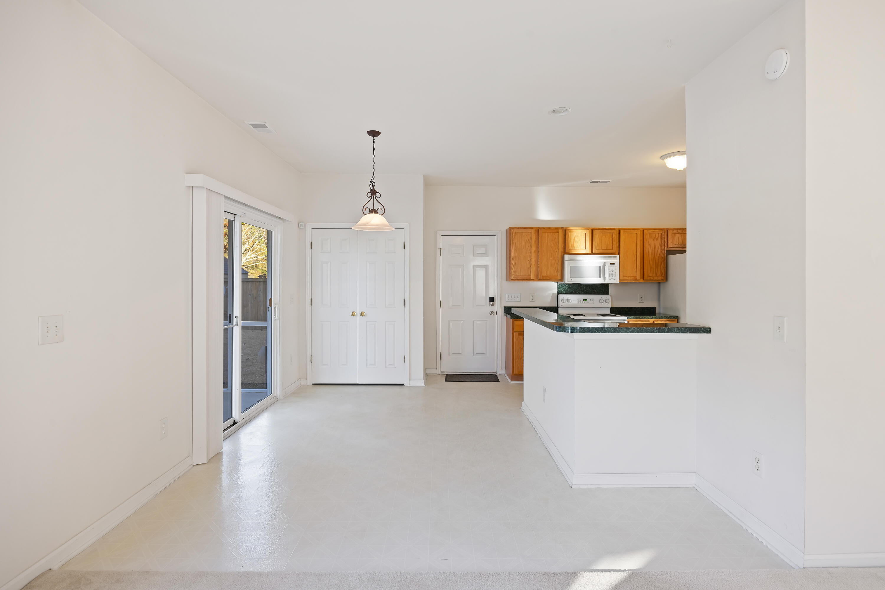 1226 Creek Stone Way Hanahan, SC 29410 - Photo 8 of 24 CHS Real Estate Photography -03