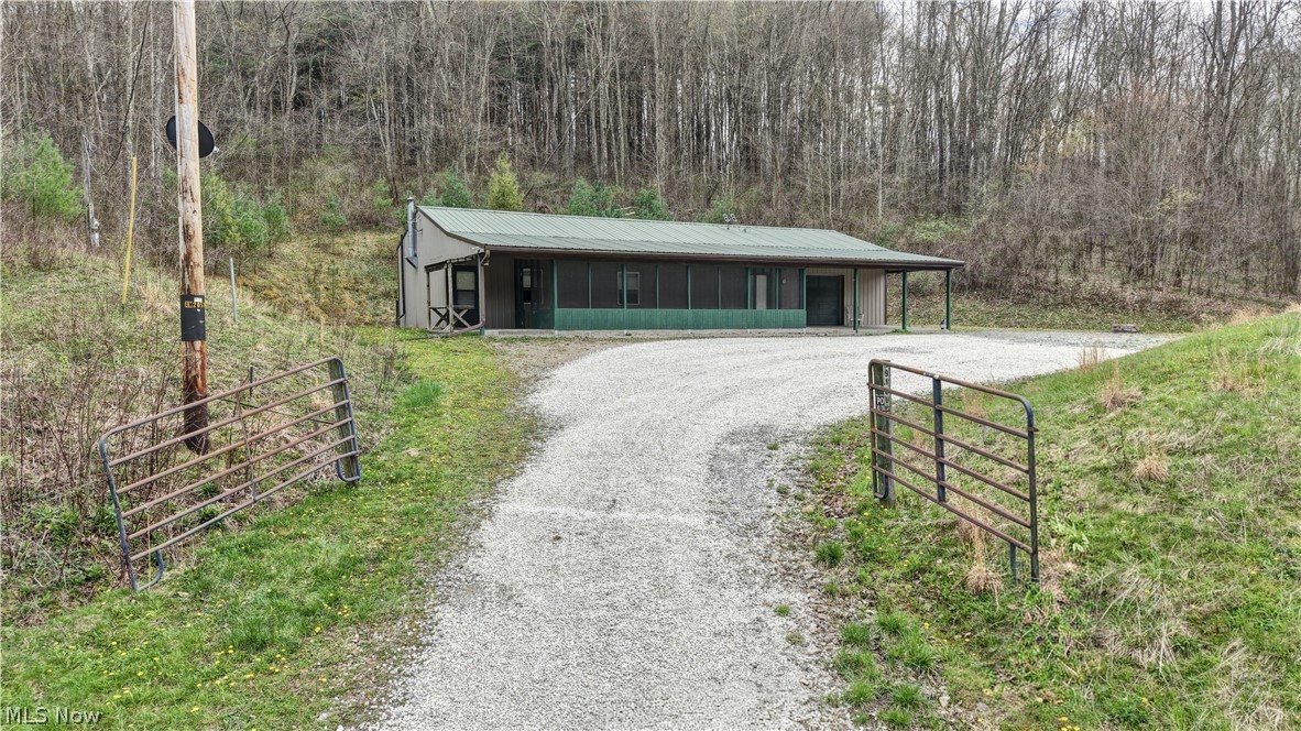 9100 Post Road Jewett, OH 43986 - Photo 18 of 46