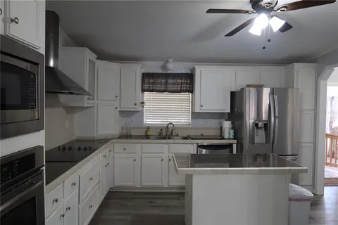 $225,000 | 25157 Buttonwood Drive, Astatula, FL 34705