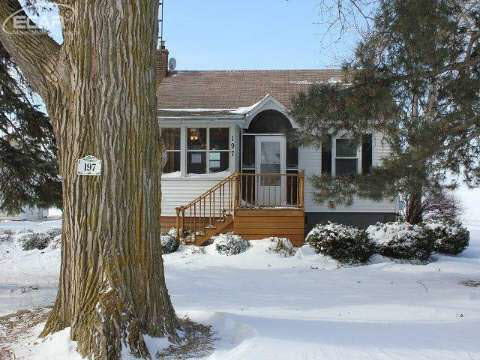 197 North Reed Road Corunna, MI 48817 - Photo 3 of 23 20430265-2.JPG