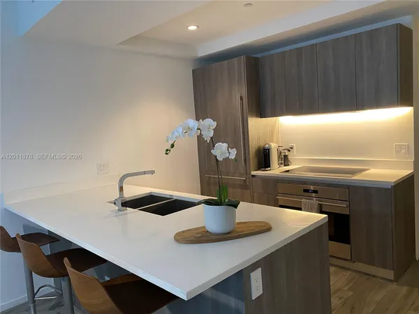 $620,000 | 801 South Miami Avenue, Unit 2306, Miami, FL 33131