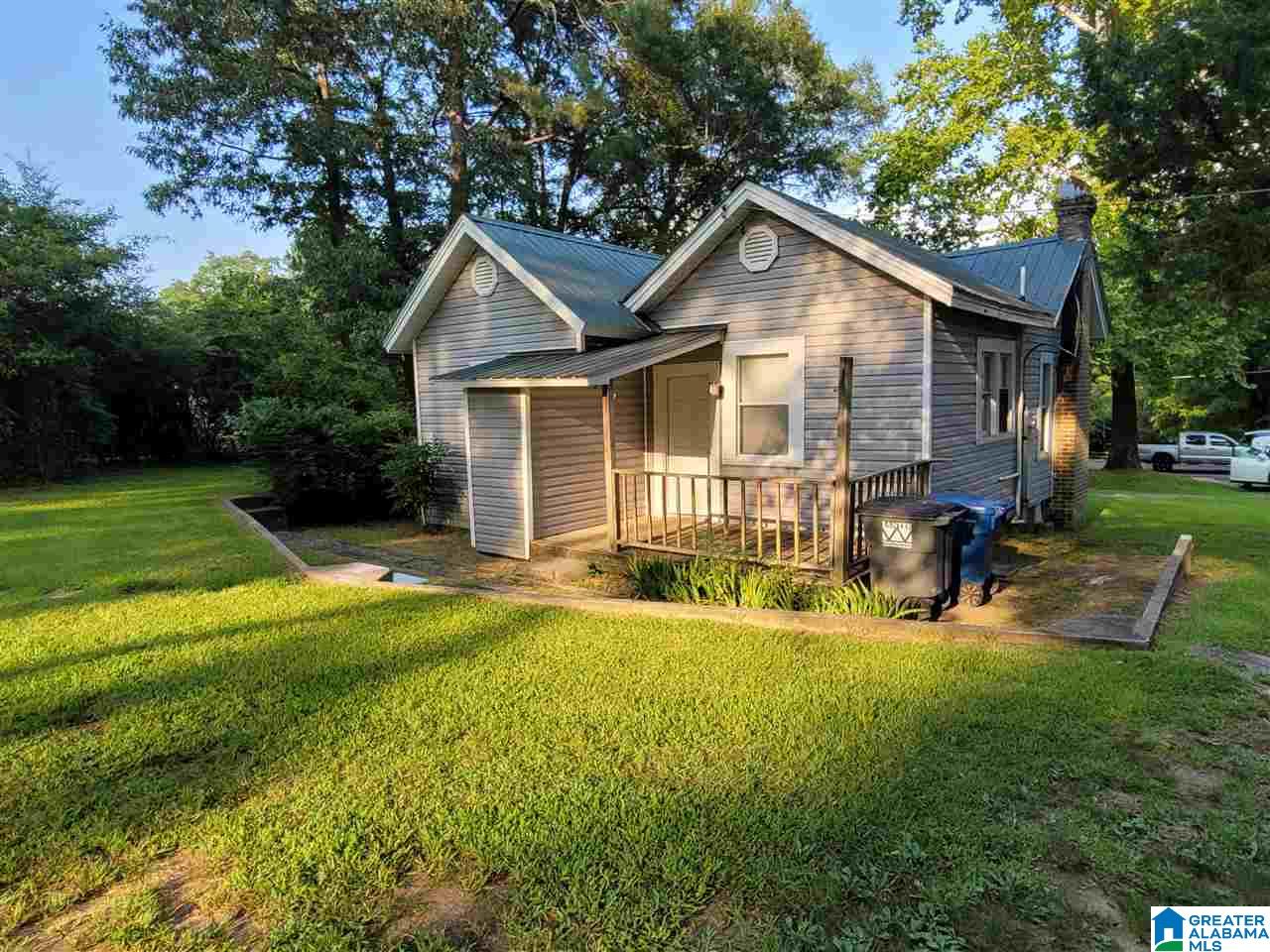 131 Forest Road Bessemer, AL 35023 - Photo 3 of 21