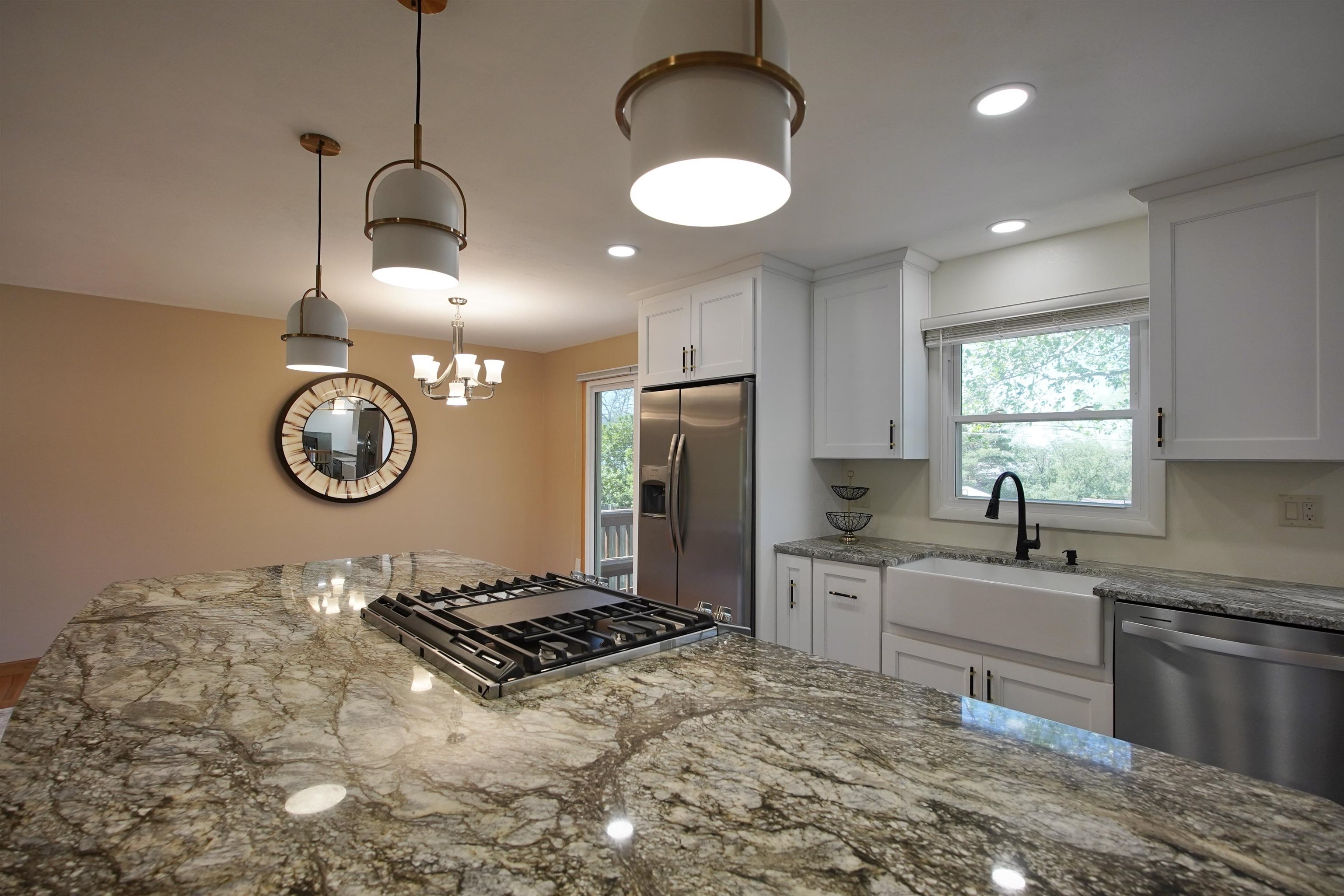 1460 Manor Drive Casper, WY 82609 - Photo 6 of 48