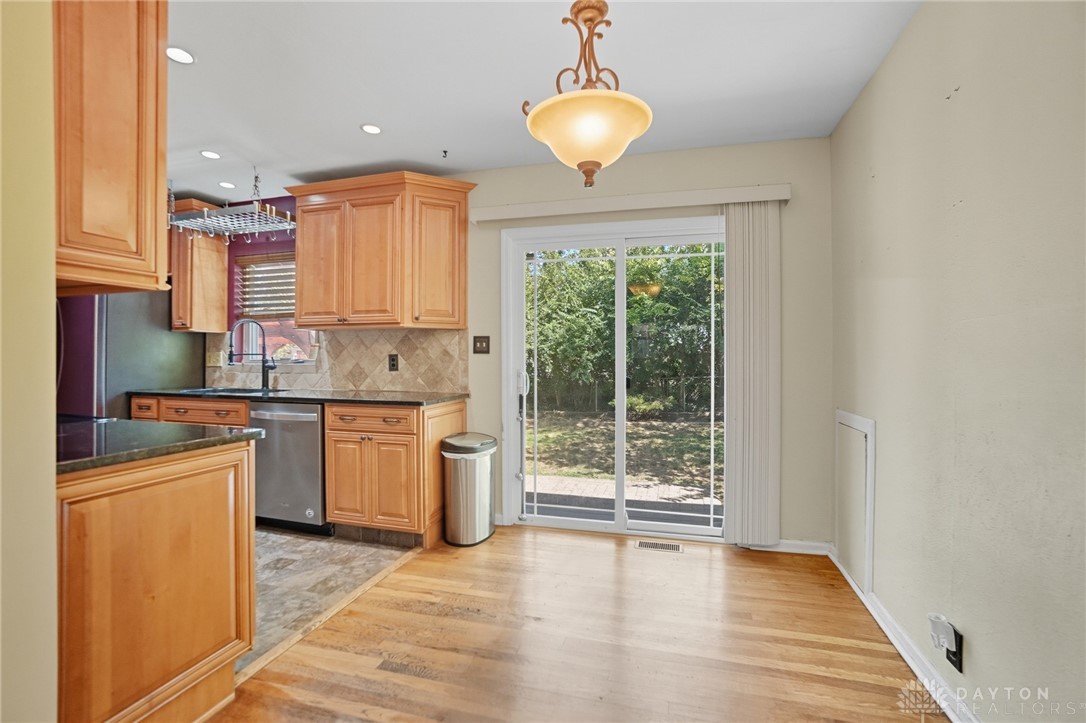 229 South Bromfield Road Kettering, OH 45429 - Photo 13 of 57