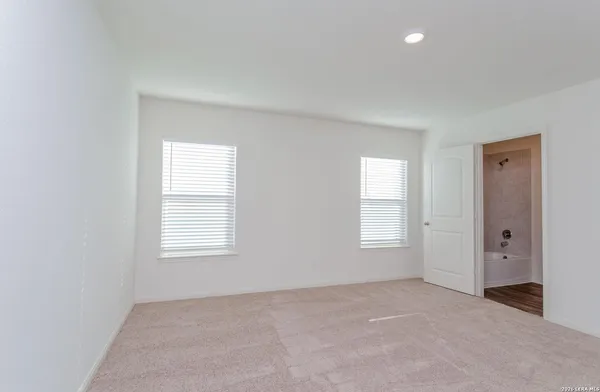 $1,850 | 15214 Harbor Landing, Von Ormy, TX 78073