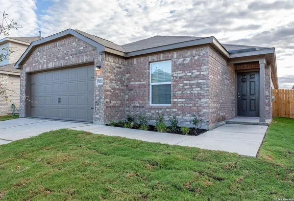 $1,850 | 15214 Harbor Landing, Von Ormy, TX 78073