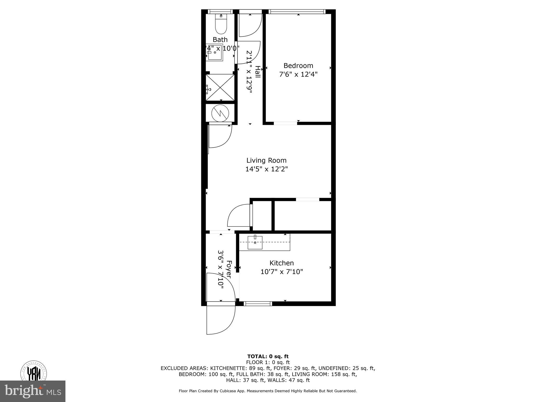 968 Mt Olivet Road Northeast Washington, DC 20002 - Photo 2 of 16 a picture of a book and a bed