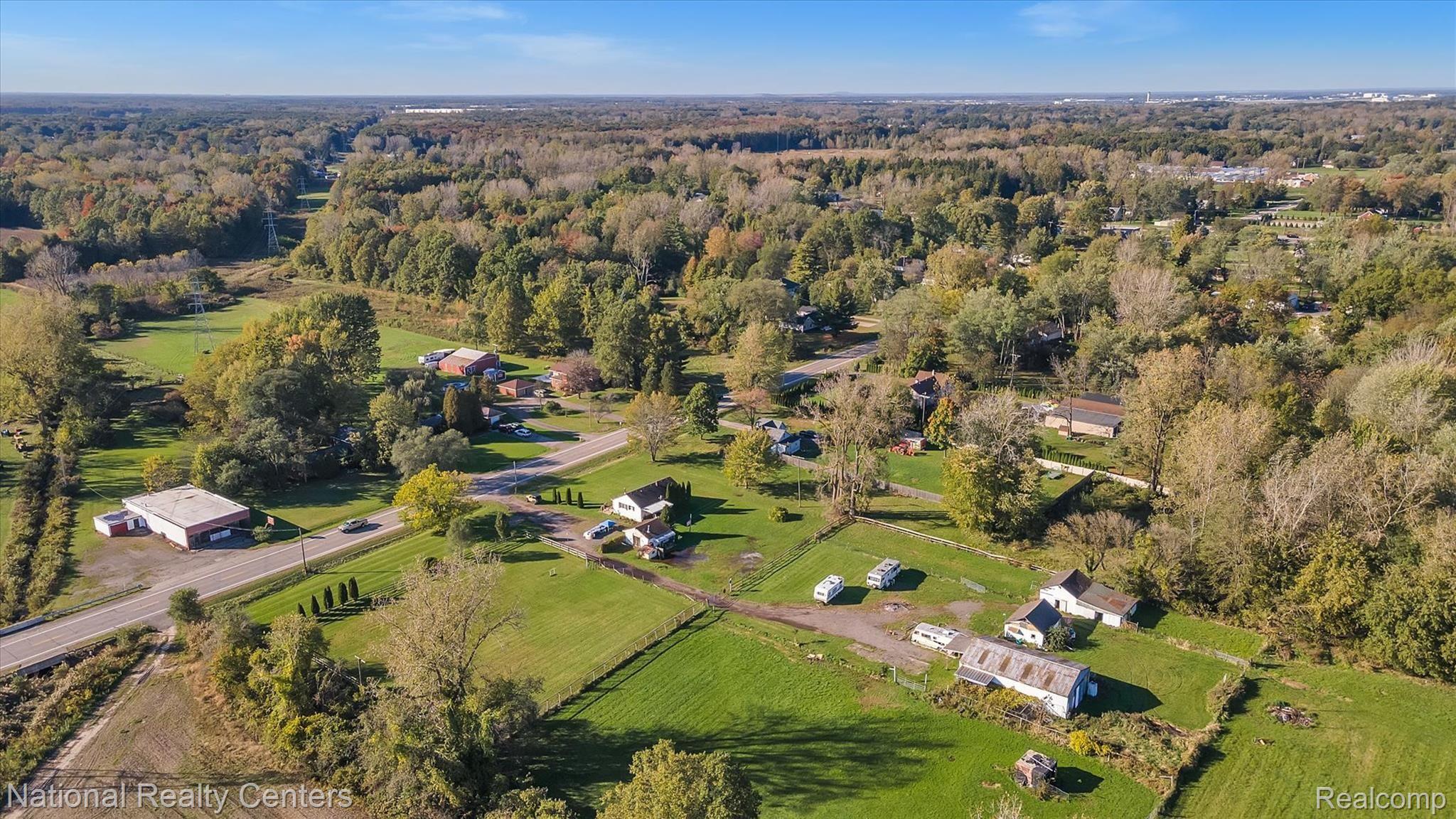21607 Middlebelt Road New Boston, MI 48164 - Photo 45 of 50 21607-Middlebelt-WindowStill-Real-Estate-Photography-14.jpg