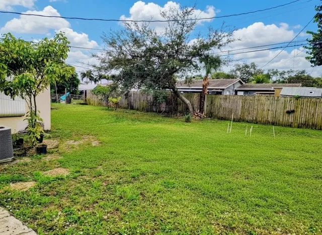 $2,500 | 324 Northwest 3rd Street, Deerfield Beach, FL 33441