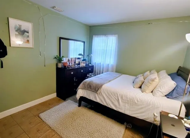 $2,500 | 324 Northwest 3rd Street, Deerfield Beach, FL 33441