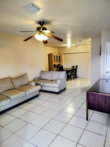 $2,500 | 324 Northwest 3rd Street, Deerfield Beach, FL 33441