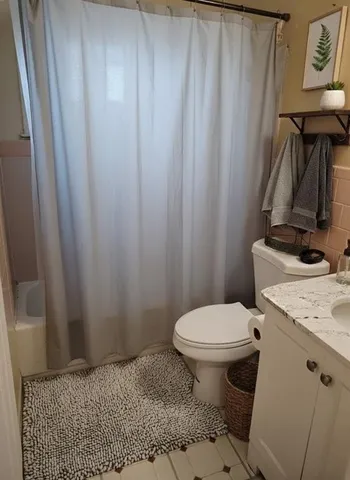 $2,500 | 324 Northwest 3rd Street, Deerfield Beach, FL 33441