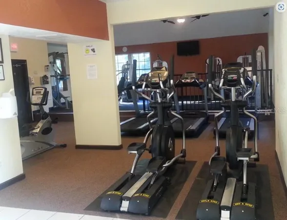$1,300 | 355 Lakepointe Drive, Unit 204, Altamonte Springs, FL 32701