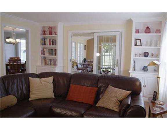 71 George Street Cumberland, RI 02864 - Photo 11 of 11 Gallery Image 11