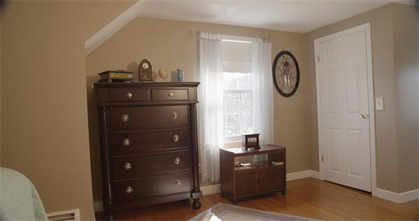 71 George Street Cumberland, RI 02864 - Photo 8 of 11 Gallery Image 8