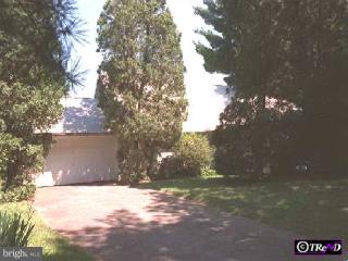 41 Spindletree Road Levittown, PA 19056 - Photo 1 of 1 Gallery Image 1