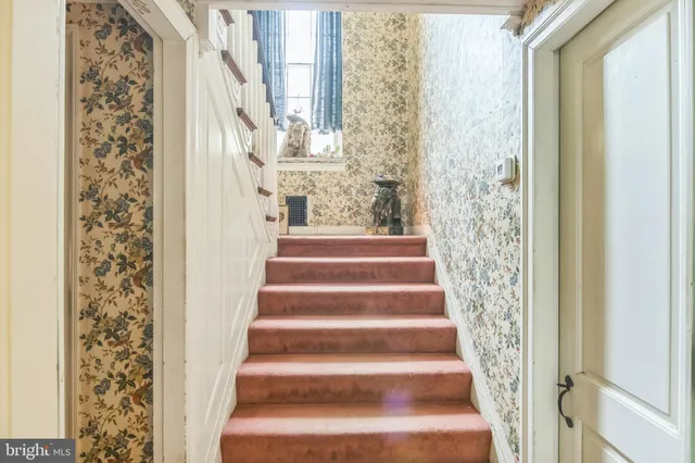 $1,599,000 | 2622 Butler Pike, Plymouth Meeting, PA 19462