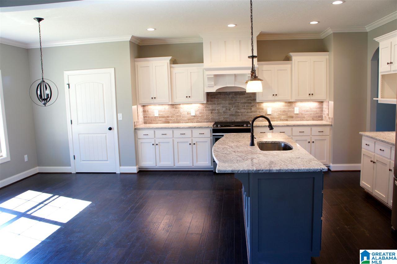161 Rome Beauty Circle Oxford, AL 36203 - Photo 2 of 36