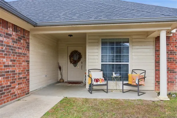 $319,950 | 1741 Elk River Road, Tyler, TX 75703