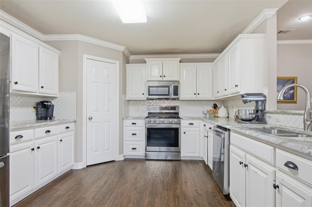 1741 Elk River Road Tyler, TX 75703 - Photo 8 of 21