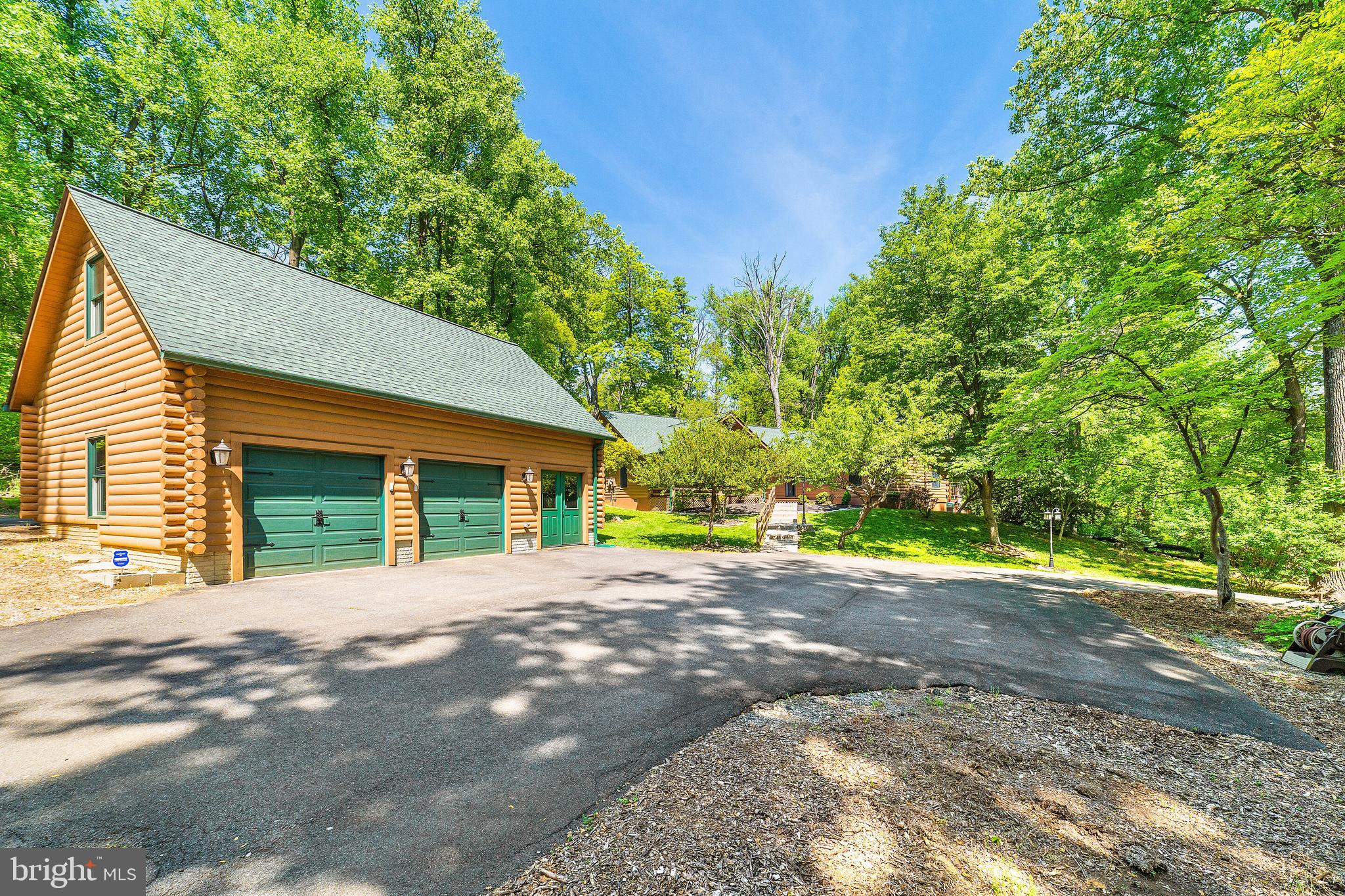 19315 Blue Ridge Mountain Road Bluemont, VA 20135 - Photo 17 of 75 Gallery Image 17