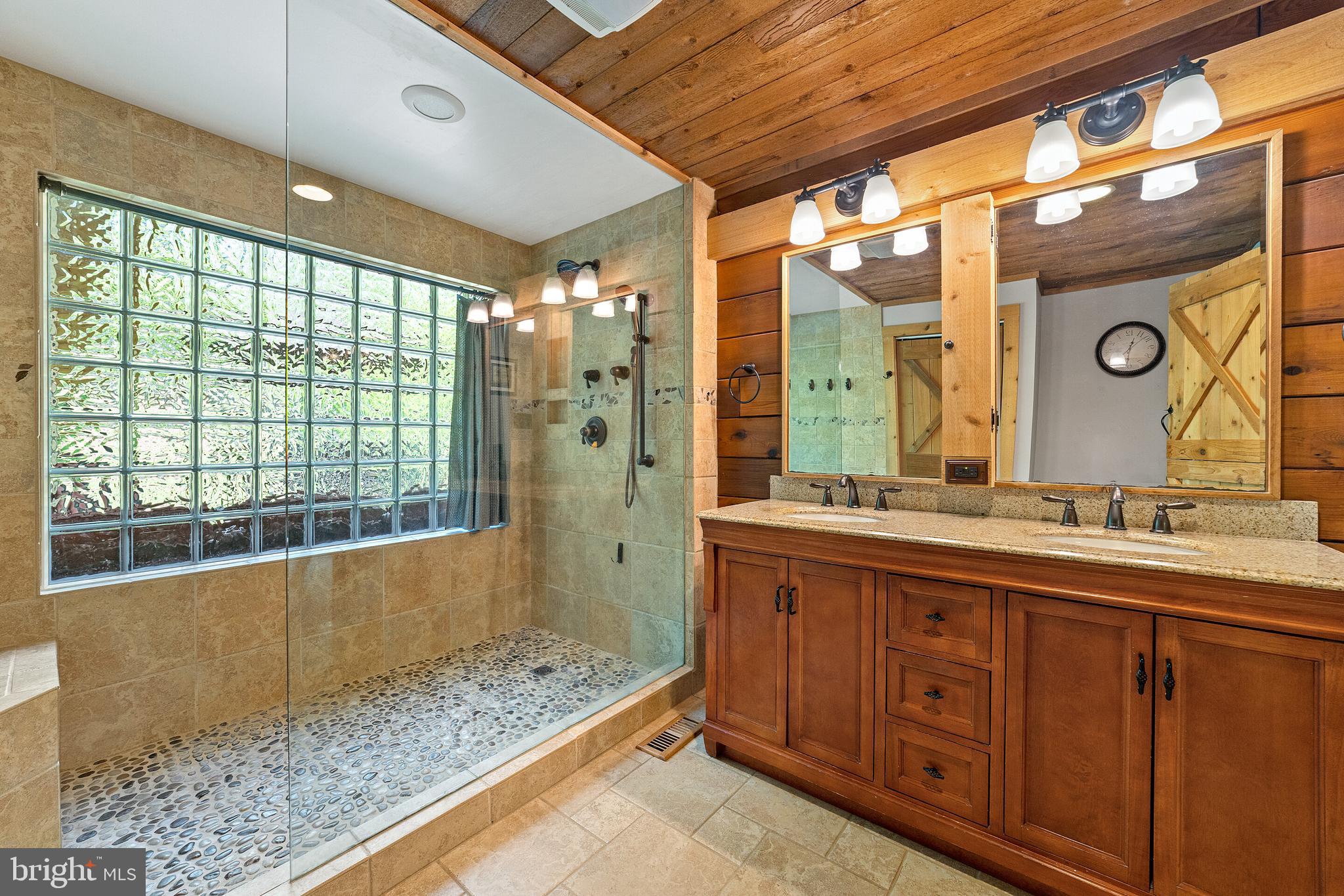 19315 Blue Ridge Mountain Road Bluemont, VA 20135 - Photo 29 of 75 Gallery Image 29