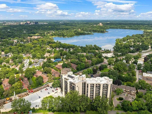 $1,049,700 | 3145 Dean Court, Unit 1100, Minneapolis, MN 55416