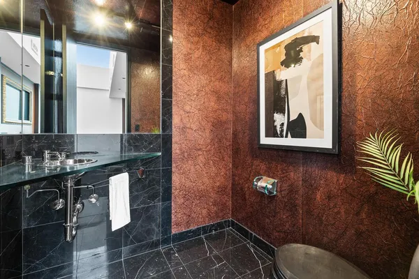 $1,049,700 | 3145 Dean Court, Unit 1100, Minneapolis, MN 55416