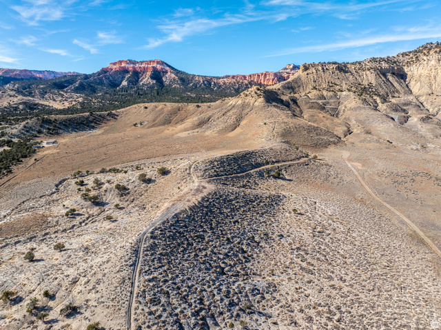 1040 West Under The Rim Road Tropic, UT 84776 - Photo 16 of 21 Expansive undeveloped land featuring diverse desert terrain and distant red rock formations