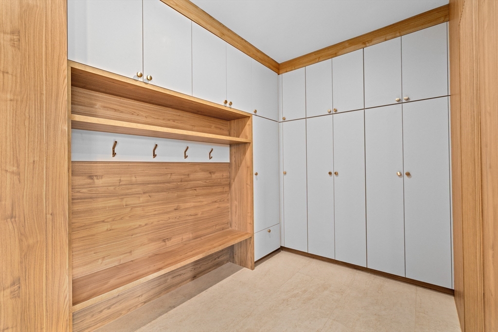 36 Roland Street Newton, MA 02461 - Photo 20 of 42