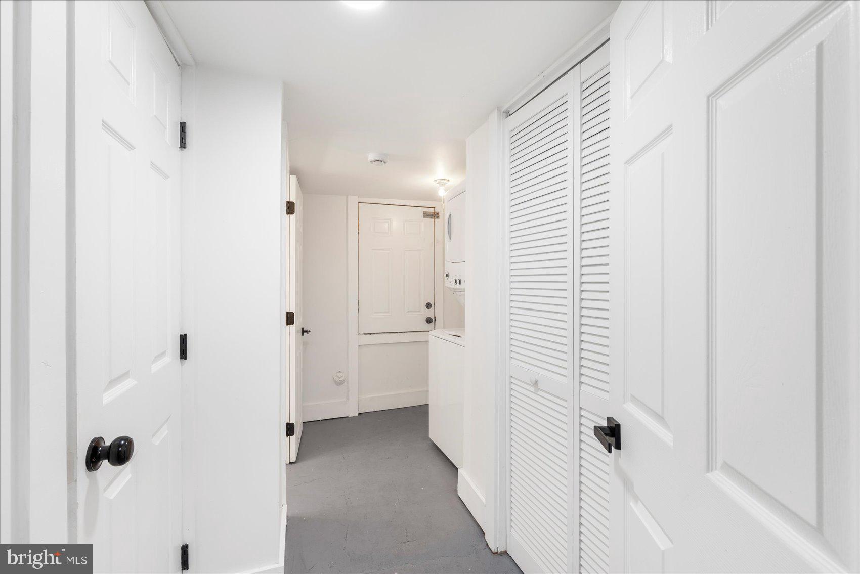 847 Reinhardt Street Baltimore, MD 21230 - Photo 32 of 41 a bathroom with a shower