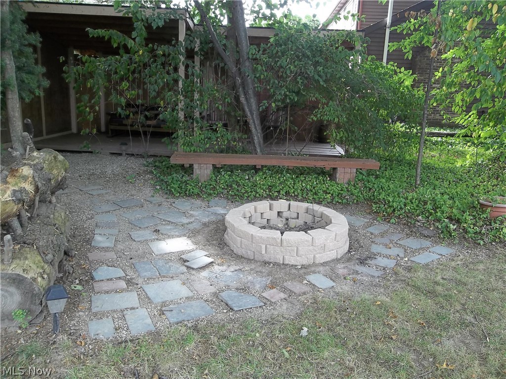 21266 Mastick Road Cleveland, OH 44126 - Photo 26 of 34