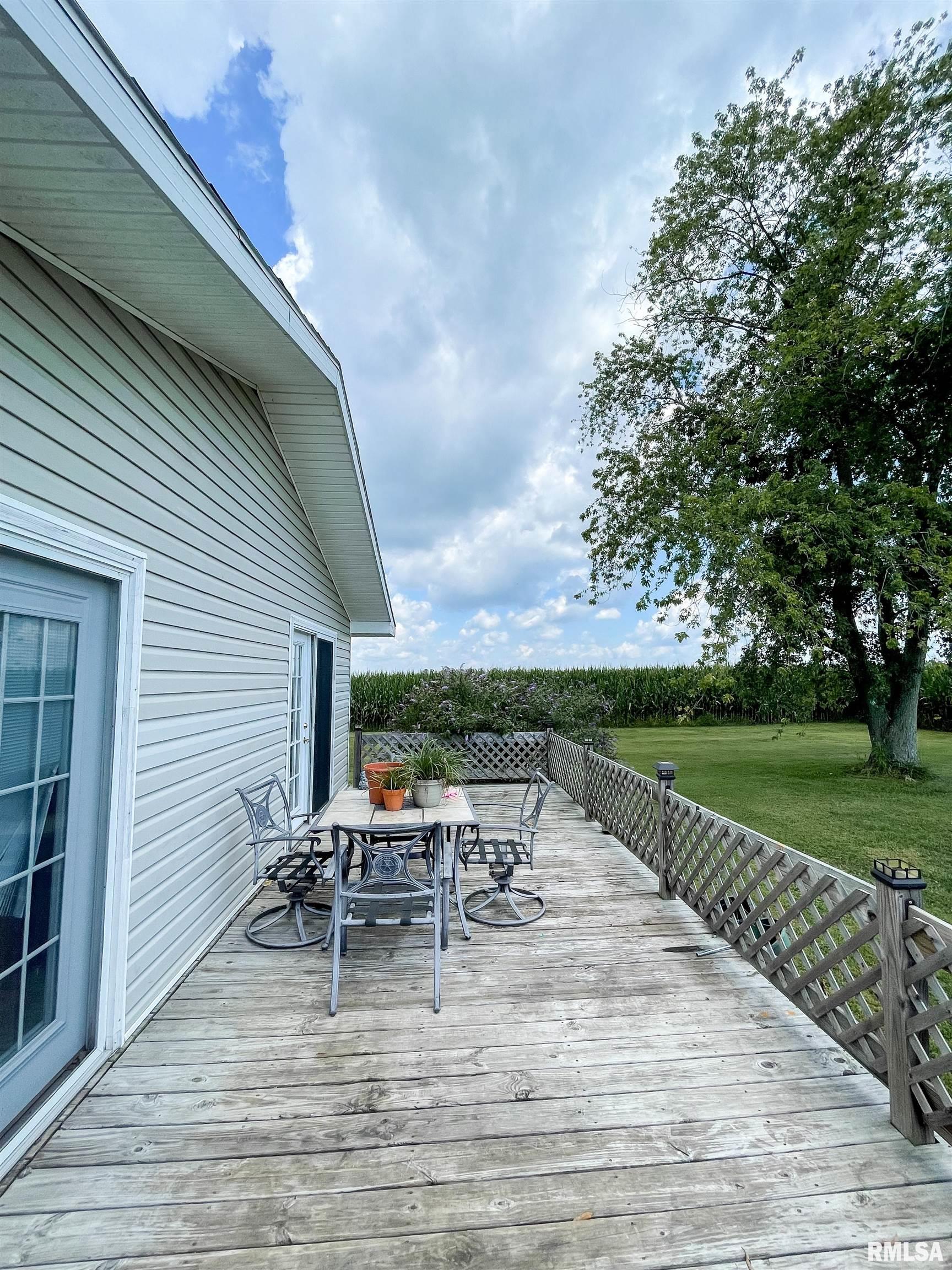 140 Sweetgum Road Du Quoin, IL 62832 - Photo 11 of 43 Gallery Image 11