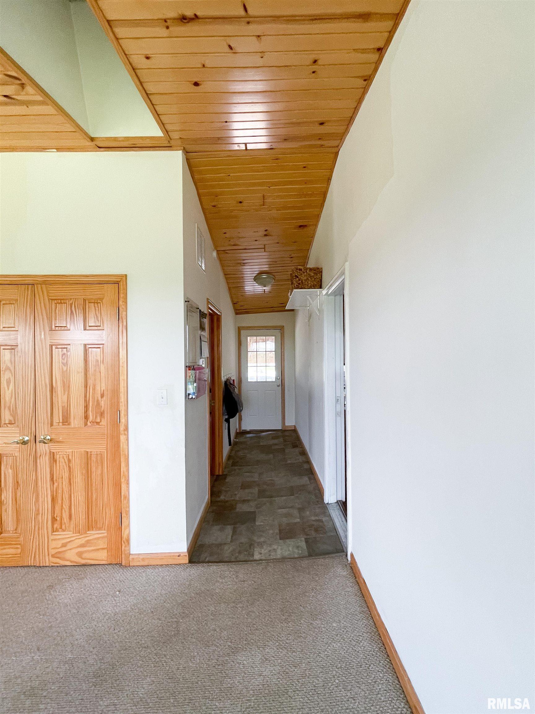 140 Sweetgum Road Du Quoin, IL 62832 - Photo 19 of 43 Gallery Image 19