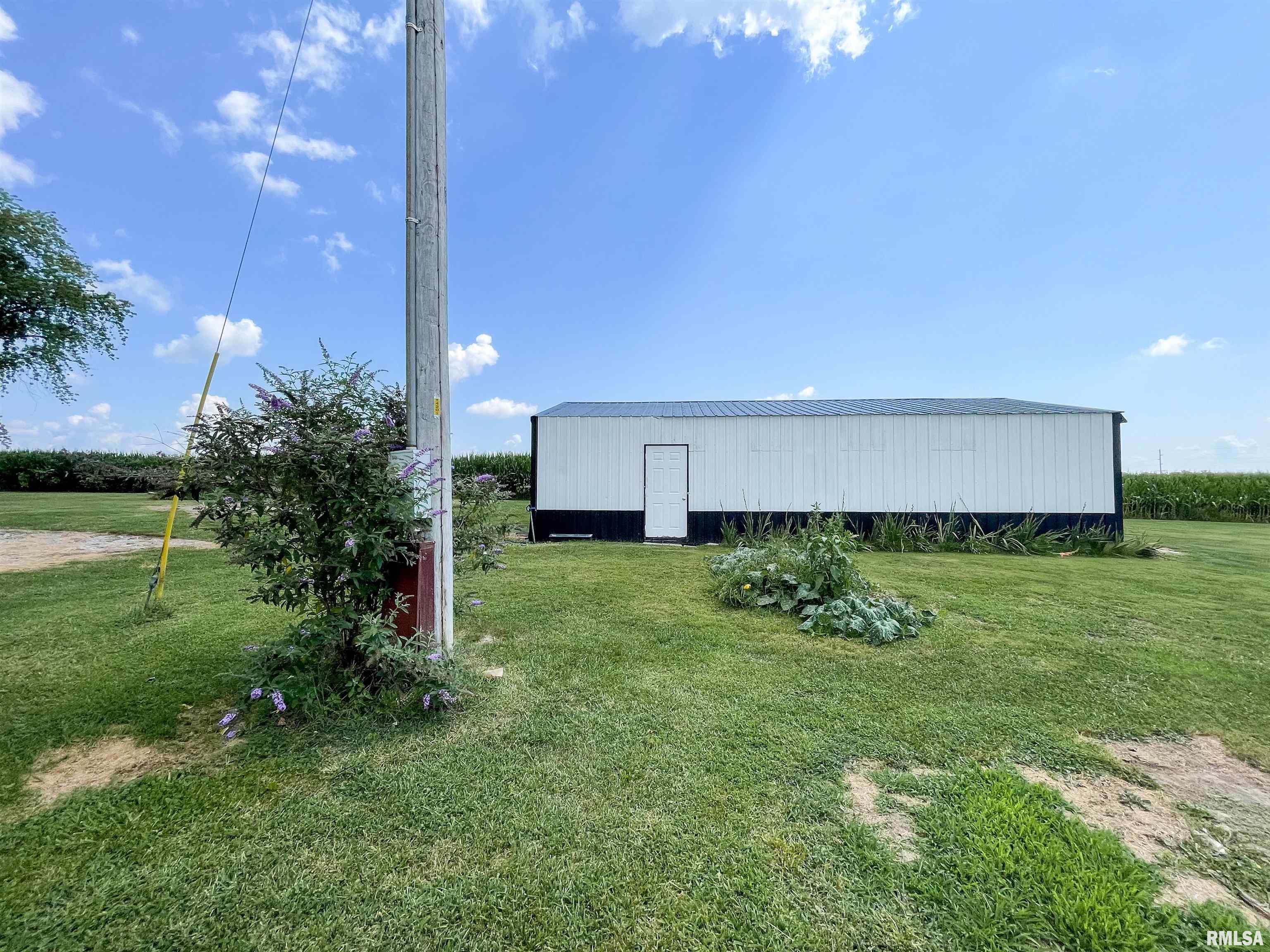 140 Sweetgum Road Du Quoin, IL 62832 - Photo 9 of 43 Gallery Image 9