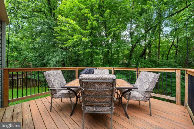 $610,000 | 15251 Cedar Knoll Court, Dumfries, VA 22025