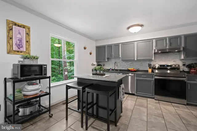 $610,000 | 15251 Cedar Knoll Court, Dumfries, VA 22025