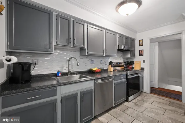 $610,000 | 15251 Cedar Knoll Court, Dumfries, VA 22025