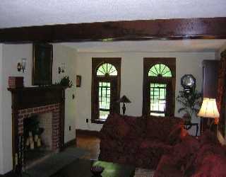 563 King Road Tiverton, RI 02878 - Photo 7 of 8 Living Room.