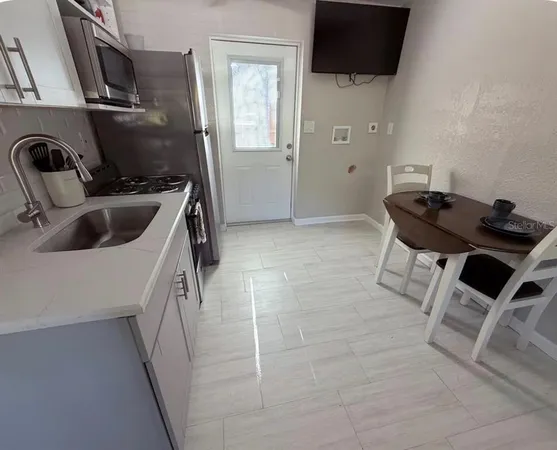$2,200 | 1214 Bay Pine Boulevard, Unit B, Indian Rocks Beach, FL 33785
