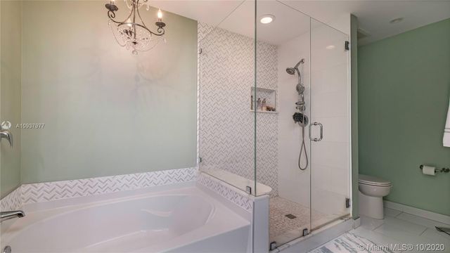 $382,500 | 3340 Northeast 190th Street, Unit 303, Aventura, FL 33180