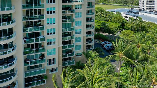 $382,500 | 3340 Northeast 190th Street, Unit 303, Aventura, FL 33180