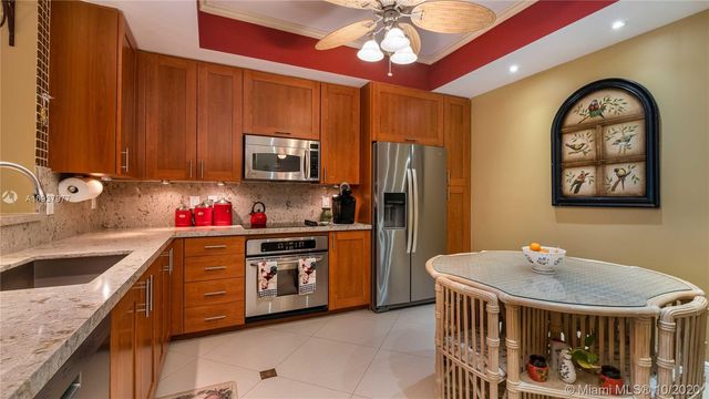 $382,500 | 3340 Northeast 190th Street, Unit 303, Aventura, FL 33180