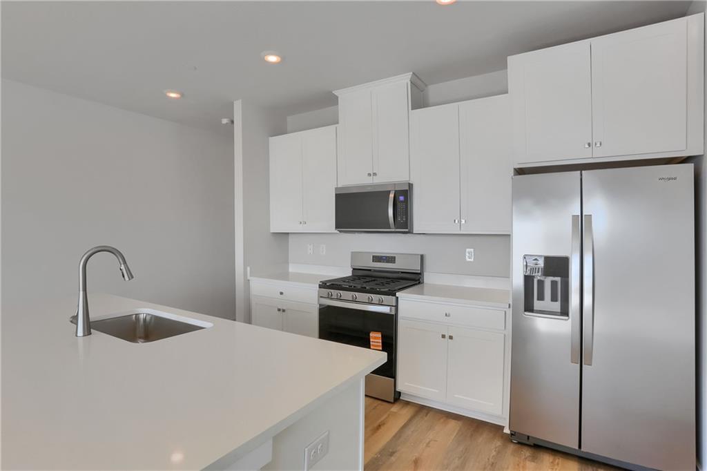 122 Scotland Lane Harmony, PA 16037 - Photo 13 of 47