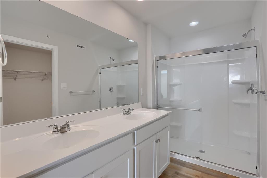 122 Scotland Lane Harmony, PA 16037 - Photo 27 of 47