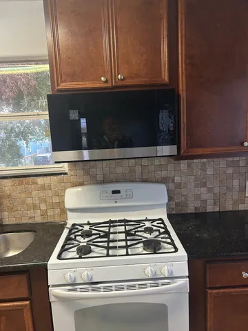 $1,500 | 4911 Oleander Street, Unit B, Pasadena, TX 77586