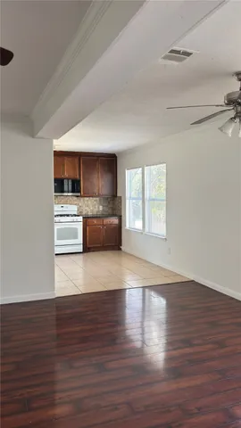 $1,500 | 4911 Oleander Street, Unit B, Pasadena, TX 77586