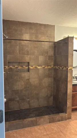 $1,500 | 4911 Oleander Street, Unit B, Pasadena, TX 77586