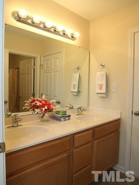 6056 Brambleberry Way Raleigh, NC 27616 - Photo 14 of 18 Gallery Image 14