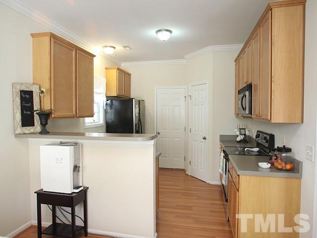 6056 Brambleberry Way Raleigh, NC 27616 - Photo 5 of 18 Gallery Image 5
